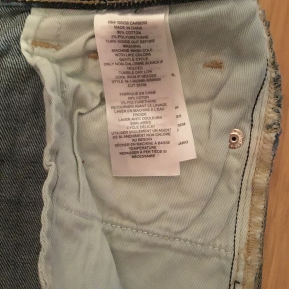 Current Elliot The Ultra Highwaist Distress Jean/Denim Short Sz 24 - Picture 3 of 8